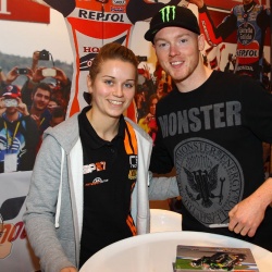<p><span>Images from Motorcycle Live</span><span>,&nbsp;</span><span>where Bradley undertook signing sessions for his personal sponsors Shoei, Oxford Products, and Yamaha. He was also part of the GP Clinic with&nbsp;</span>Sam Lowes and Jeremey McWilliams hosted by James Whitham.</p>
<p>Photos courtesy of&nbsp;<strong>&copy;Bonnie Lane </strong>&amp;<strong> <strong>&copy;</strong>MCN</strong></p>