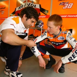 <div>
<p>Photos courtesy of&nbsp;<strong>&copy;</strong><strong>Repsol Honda</strong></p>
</div>