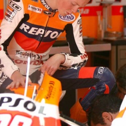 <div>
<p>Photos courtesy of&nbsp;<strong>&copy;</strong><strong>Repsol Honda</strong></p>
</div>