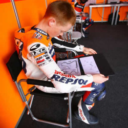 <div>
<p>Photos courtesy of&nbsp;<strong>&copy;</strong><strong>Repsol Honda</strong></p>
</div>