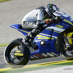 <div>
<div>
<div>
<p>Bradley's 1st ride on a Moto2 600cc 4 Stroke courtesy of&nbsp;the<span>&nbsp;Tech3 Racing Team.</span></p>
</div>
<p>Photos courtesy of&nbsp;<strong>Ben Davies&nbsp;</strong>at<strong>&nbsp;<a href="http://www.smartfotos.co.uk">SMARTFotos</a>&nbsp;</strong>and&nbsp;<strong>&copy;Tech3 Racing</strong></p>
</div>
</div>