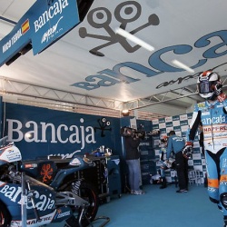 <p>Photos from the final round of the 2010 season where Bradley took his first win of the season. Bring on 2011!</p>
<div>
<p>Photos courtesy of&nbsp;<strong>&copy;Bancaja Aspar</strong></p>
</div>