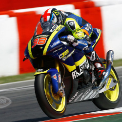 <div>
<div>
<div>
<div>
<div>
<div>
<div>
<p>Photos courtesy of&nbsp;<strong><strong><strong>&copy;</strong></strong></strong><strong>Ben Davies&nbsp;</strong>at<strong>&nbsp;<strong><a href="http://www.SMARTFotos.co.uk" target="_blank">www.SMARTFotos.co.uk</a>&nbsp;</strong></strong>and&nbsp;<strong>&copy;Tech3 Racing</strong></p>
</div>
</div>
</div>
</div>
</div>
</div>
</div>
