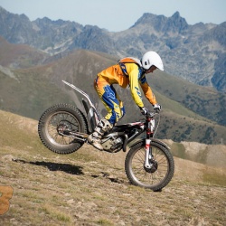 <p><span>Various images of Bradley and Andy Walker (who is the manager for&nbsp;World Superbike rider Leon Camier) riding the trails of '<span>The Casamanya' in Andorra.</span></span></p>
<p><span>Photos courtesy of&nbsp;</span><strong>&copy;<strong><a href="http://www.simon-andrews.com" target="_blank">Simon Andrews Photography</a></strong></strong></p>