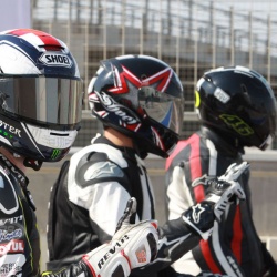 <p>Various images of Bradley advising local riders&nbsp;<span>at the Bahrain International Circuit where he has been riding a specially prepared Yamaha R1 road bike by Pete Beale Racing.</span></p>
<p>Photos courtesy of&nbsp;<strong>&copy;Julia Oakley </strong>and<strong>&nbsp;<strong>&copy;</strong><span>Yusuf Mohammed</span></strong></p>