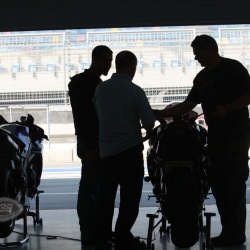 <p>Various images of Bradley advising local riders&nbsp;<span>at the Bahrain International Circuit where he has been riding a specially prepared Yamaha R1 road bike by Pete Beale Racing.</span></p>
<p>Photos courtesy of&nbsp;<strong>&copy;Julia Oakley </strong>and<strong>&nbsp;<strong>&copy;</strong><span>Yusuf Mohammed</span></strong></p>