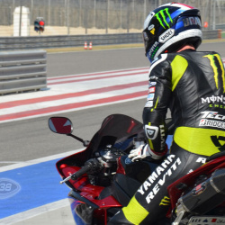 <p>Various images of Bradley advising local riders&nbsp;<span>at the Bahrain International Circuit where he has been riding a specially prepared Yamaha R1 road bike by Pete Beale Racing.</span></p>
<p>Photos courtesy of&nbsp;<strong>&copy;Julia Oakley </strong>and<strong>&nbsp;<strong>&copy;</strong><span>Yusuf Mohammed</span></strong></p>