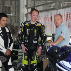 <p>Various images of Bradley advising local riders&nbsp;<span>at the Bahrain International Circuit where he has been riding a specially prepared Yamaha R1 road bike by Pete Beale Racing.</span></p>
<p>Photos courtesy of&nbsp;<strong>&copy;Julia Oakley </strong>and<strong>&nbsp;<strong>&copy;</strong><span>Yusuf Mohammed</span></strong></p>