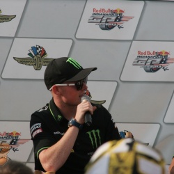 <p>Images taken by you, the fans!
	<br><span>Please email any photos you've taken of Bradley to&nbsp;</span><a href="mailto:contact@bradleysmith38.com">contact@bradleysmith38.com</a></p>