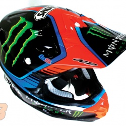 <p><span>Sneak Peek of Bradley's new </span>Shoei VFX-w Monster Energy MX practice helmet, custom painted by OCD.<br />Photos courtesy of&nbsp;<strong>&copy;<a href="http://www.ocd.tm.fr/index.asp" target="_blank">OCD</a></strong></p>