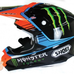 <p><span>Sneak Peek of Bradley's new </span>Shoei VFX-w Monster Energy MX practice helmet, custom painted by OCD.<br />Photos courtesy of&nbsp;<strong>&copy;<a href="http://www.ocd.tm.fr/index.asp" target="_blank">OCD</a></strong></p>