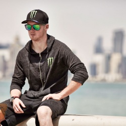 <p>Images from the Monster Energy photoshoot in Qatar, featuring Bradley with guest appearance<br />by&nbsp;<span>Sam Lowes</span>.<br /><br />Photos courtesy of <strong>&copy;</strong><strong><strong><strong>Monster Energy/<span>www.photos-ad.com</span></strong></strong></strong></p>