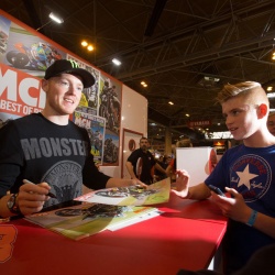 <p><span>Images from Motorcycle Live</span><span>,&nbsp;</span><span>where Bradley undertook signing sessions for his personal sponsors Shoei, Oxford Products, and Yamaha. He was also part of the GP Clinic with&nbsp;</span>Sam Lowes and Jeremey McWilliams hosted by James Whitham.</p>
<p>Photos courtesy of&nbsp;<strong>&copy;Bonnie Lane </strong>&amp;<strong> <strong>&copy;</strong>MCN</strong></p>