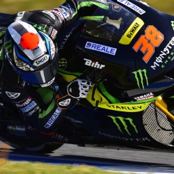 <p>Bradley commisioned a special edition Shoei helmet for his appearance in Japan this weekend.<br /><br /> <strong>Bradley Smith:</strong><em><br />"I will be wearing a special helmet at Motegi which I hope the Japanese fans will appreciate."</em></p>
