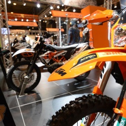 <p>Bradley Smith at MotorcycleLIVE with KTM UK<br>Photos courtesy of <strong>©MotorcycleLIVE</strong></p>