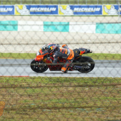 <p>Images taken by you, the fans!
	<br>Please email any photos you've taken of Bradley to <a href="mailto:contact@bradleysmith38.com">contact@bradleysmith38.com</a>
	<br>
	<br>Photos courtesy of<strong>&nbsp;</strong><strong>©David Axtell, <strong>©</strong>Saki<span>&nbsp;</span>Nagano, <strong>©</strong>VI Chuili</strong>
</p>