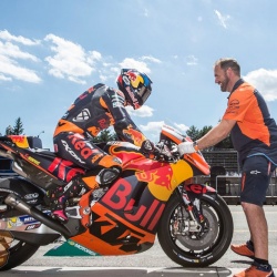 <p>Photos courtesy of<span>&nbsp;</span><strong>Red Bull KTM Factory Racing -&nbsp;</strong><strong>©Gold and Goose</strong></p>