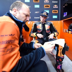 <p>Photos courtesy of<span>&nbsp;</span><strong>Red Bull KTM Factory Racing - <strong>©</strong>Gold and Goose</strong>
</p>