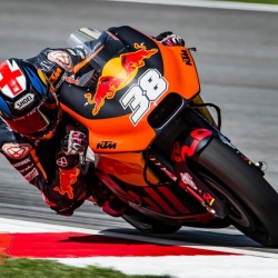 <p>Photos courtesy of<span>&nbsp;</span><strong>Red Bull KTM Factory Racing - <strong>©</strong>Gold and Goose</strong>
</p>