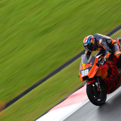 <p>Photos courtesy of<span>&nbsp;</span><strong>Red Bull KTM Factory Racing - <strong>©</strong>Gold and Goose</strong>
</p>