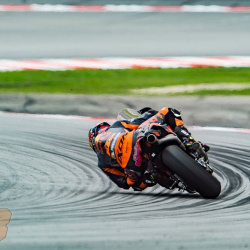 <p>Photos courtesy of<span>&nbsp;</span><strong>Red Bull KTM Factory Racing - <strong>©</strong>Gold and Goose</strong>
</p>