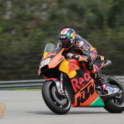<p>Photos courtesy of<span>&nbsp;</span><strong>Red Bull KTM Factory Racing - <strong>©</strong>Gold and Goose</strong>
</p>