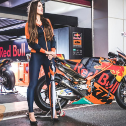 <p>Photos courtesy of <strong>Red Bull KTM Factory Racing - ©Gold and Goose / <strong>©</strong>Marcin Kin</strong>
</p>