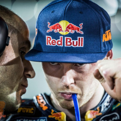 <p>Photos courtesy of <strong>Red Bull KTM Factory Racing - ©Gold and Goose / <strong>©</strong>Marcin Kin</strong>
</p>