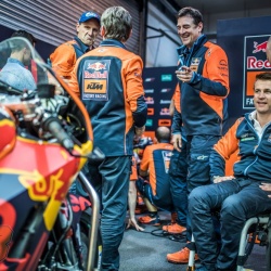 <p>Photos courtesy of <strong>Red Bull KTM Factory Racing - ©Gold and Goose / <strong>©</strong>Marcin Kin</strong>
</p>