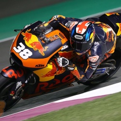 <p>Photos courtesy of <strong>Red Bull KTM Factory Racing - ©Gold and Goose / <strong>©</strong>Marcin Kin</strong>
</p>