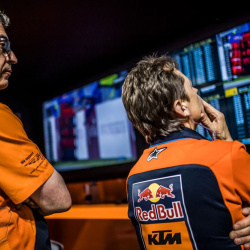 <p>Photos courtesy of <strong>Red Bull KTM Factory Racing - ©Gold and Goose / <strong>©</strong>Marcin Kin</strong>
</p>