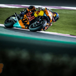 <p>Photos courtesy of <strong>Red Bull KTM Factory Racing - ©Gold and Goose / <strong>©</strong>Marcin Kin</strong>
</p>