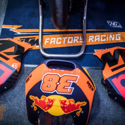 <p>Photos courtesy of <strong>Red Bull KTM Factory Racing - ©Gold and Goose / <strong>©</strong>Marcin Kin</strong>
</p>