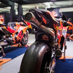 <p>Photos courtesy of<span>&nbsp;</span><strong>Red Bull KTM Factory Racing - <strong>©</strong>Gold and Goose /&nbsp;</strong><strong>©Philip Platzer</strong></p>