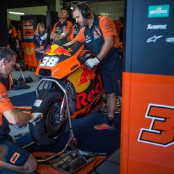 <p>Photos courtesy of<span>&nbsp;</span><strong>Red Bull KTM Factory Racing - <strong>©</strong>Gold and Goose /&nbsp;</strong><strong>©Philip Platzer</strong></p>