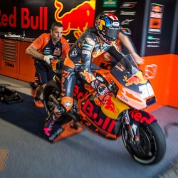 <p>Photos courtesy of<span>&nbsp;</span><strong>Red Bull KTM Factory Racing - <strong>©</strong>Gold and Goose /&nbsp;</strong><strong>©Philip Platzer</strong></p>