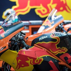 <p>Photos courtesy of<span>&nbsp;</span><strong>Red Bull KTM Factory Racing - <strong>©</strong>Gold and Goose /&nbsp;</strong><strong>©Philip Platzer</strong></p>