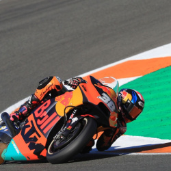 <p>Photos courtesy of<span>&nbsp;</span><strong>KTM Factory Racing - <strong>©Gold and Goose</strong></strong>
</p>