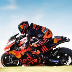 <p>Photos courtesy of<span>&nbsp;</span><strong>Red Bull KTM Factory Racing -&nbsp;</strong><strong>©<strong>Gold and Goose</strong></strong>
</p>