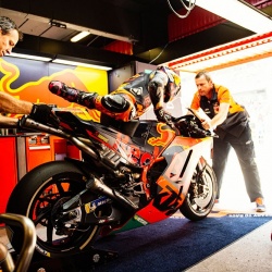 <p>Photos courtesy of<span>&nbsp;</span><strong>Red Bull KTM Factory Racing -&nbsp;</strong><strong>©Markus Berger</strong></p>