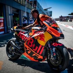 <p>Photos courtesy of<span>&nbsp;</span><strong>Red Bull KTM Factory Racing -&nbsp;</strong><strong>©Philip Platzer</strong></p>