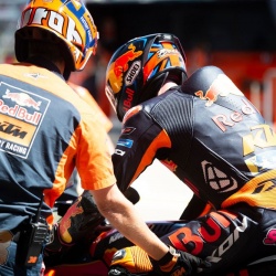 <p>Photos courtesy of<span>&nbsp;</span><strong>Red Bull KTM Factory Racing -&nbsp;</strong><strong>©Gold and Goose</strong></p>