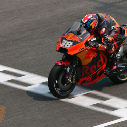 <p>Photos courtesy of<span>&nbsp;</span><strong>KTM Factory Racing - <strong>©Chippy Wood</strong></strong>
</p>