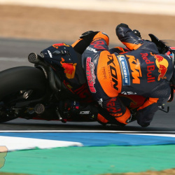<p>Photos courtesy of<span>&nbsp;</span><strong>KTM Factory Racing - <strong>©Chippy Wood</strong></strong>
</p>