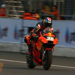 <p>Photos courtesy of<span>&nbsp;</span><strong>KTM Factory Racing - <strong>©Chippy Wood</strong></strong>
</p>