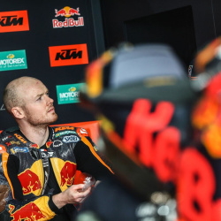 <p>Photos courtesy of<span>&nbsp;</span><strong>KTM Factory Racing - <strong>©Chippy Wood</strong></strong>
</p>