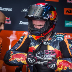 <p>Photos courtesy of<span>&nbsp;</span><strong>KTM Factory Racing - <strong>©Philip Platzer</strong></strong>
</p>