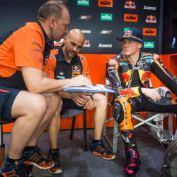 <p>Photos courtesy of<span>&nbsp;</span><strong>KTM Factory Racing - <strong>©Philip Platzer</strong></strong>
</p>