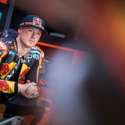 <p>Photos courtesy of<span>&nbsp;</span><strong>KTM Factory Racing - <strong>©Philip Platzer</strong></strong>
</p>