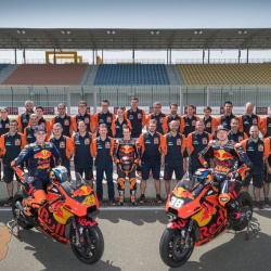 <p>Photos courtesy of<span>&nbsp;</span><strong>KTM Factory Racing - <strong>©Philip Platzer</strong></strong>
</p>